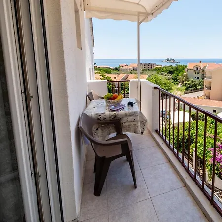 Apartments Vjera Петровац Экстерьер фото