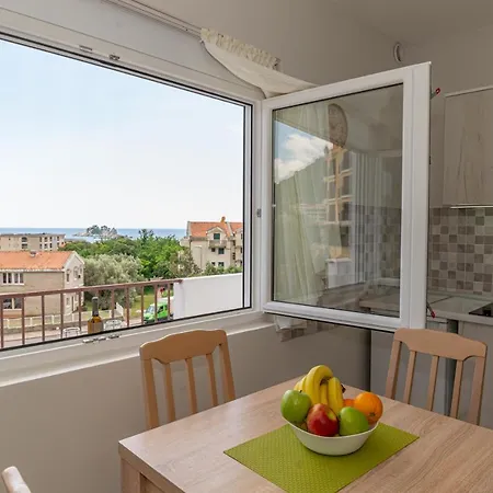 Apartments Vjera Петровац Экстерьер фото