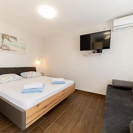 Apartments Vjera Петровац Экстерьер фото