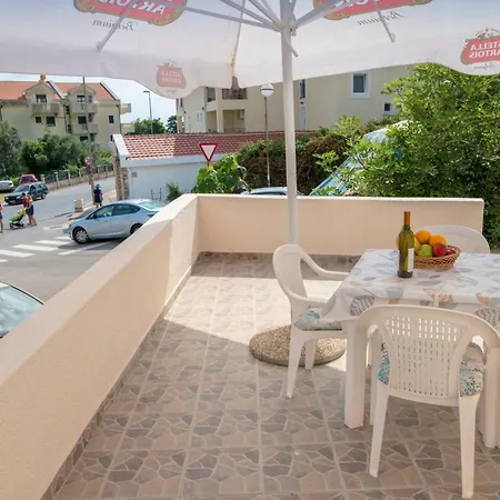 Apartments Vjera Петровац Экстерьер фото
