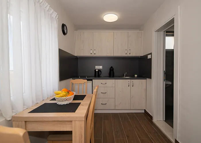Apartments Vjera Petrovac