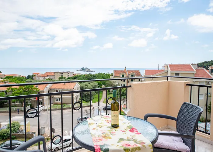 Apartments Vjera Petrovac
