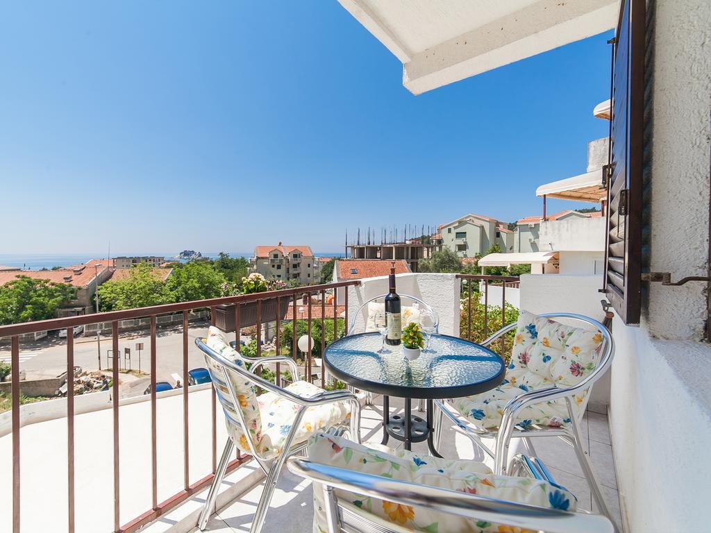Vjera 3* Petrovac